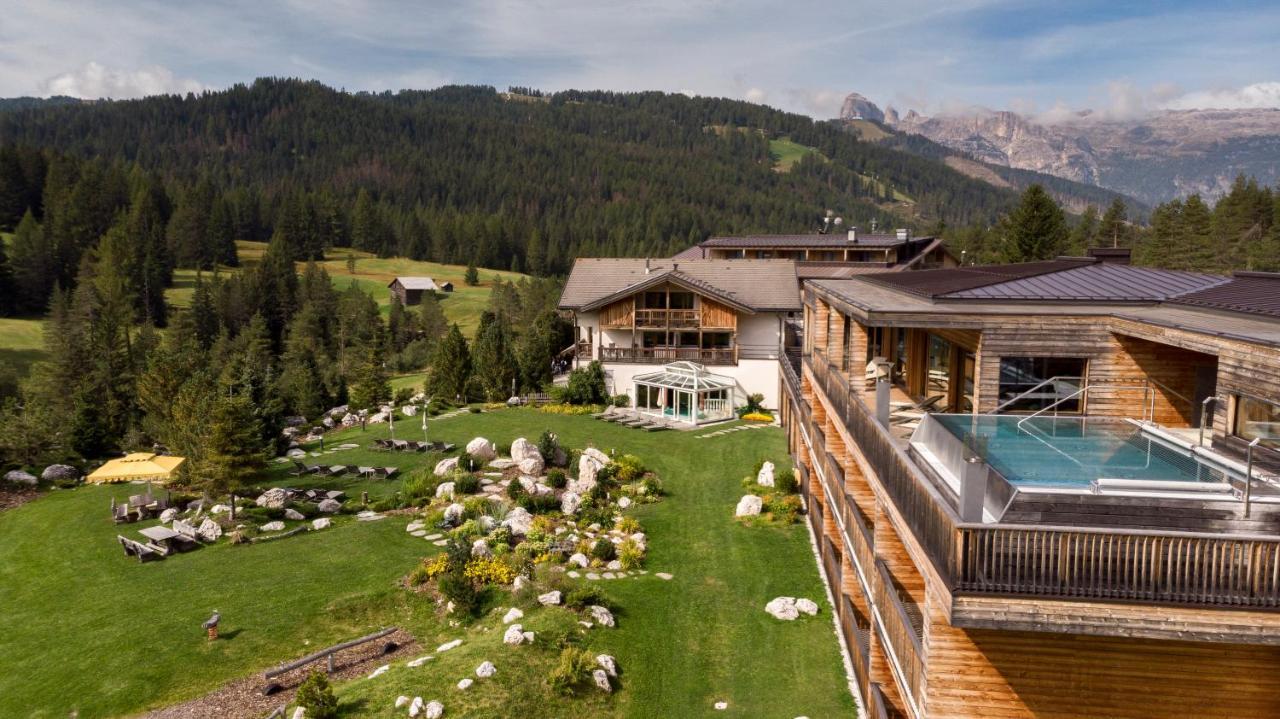 Hotel Gran Paradiso Сан-Кассіано Екстер'єр фото