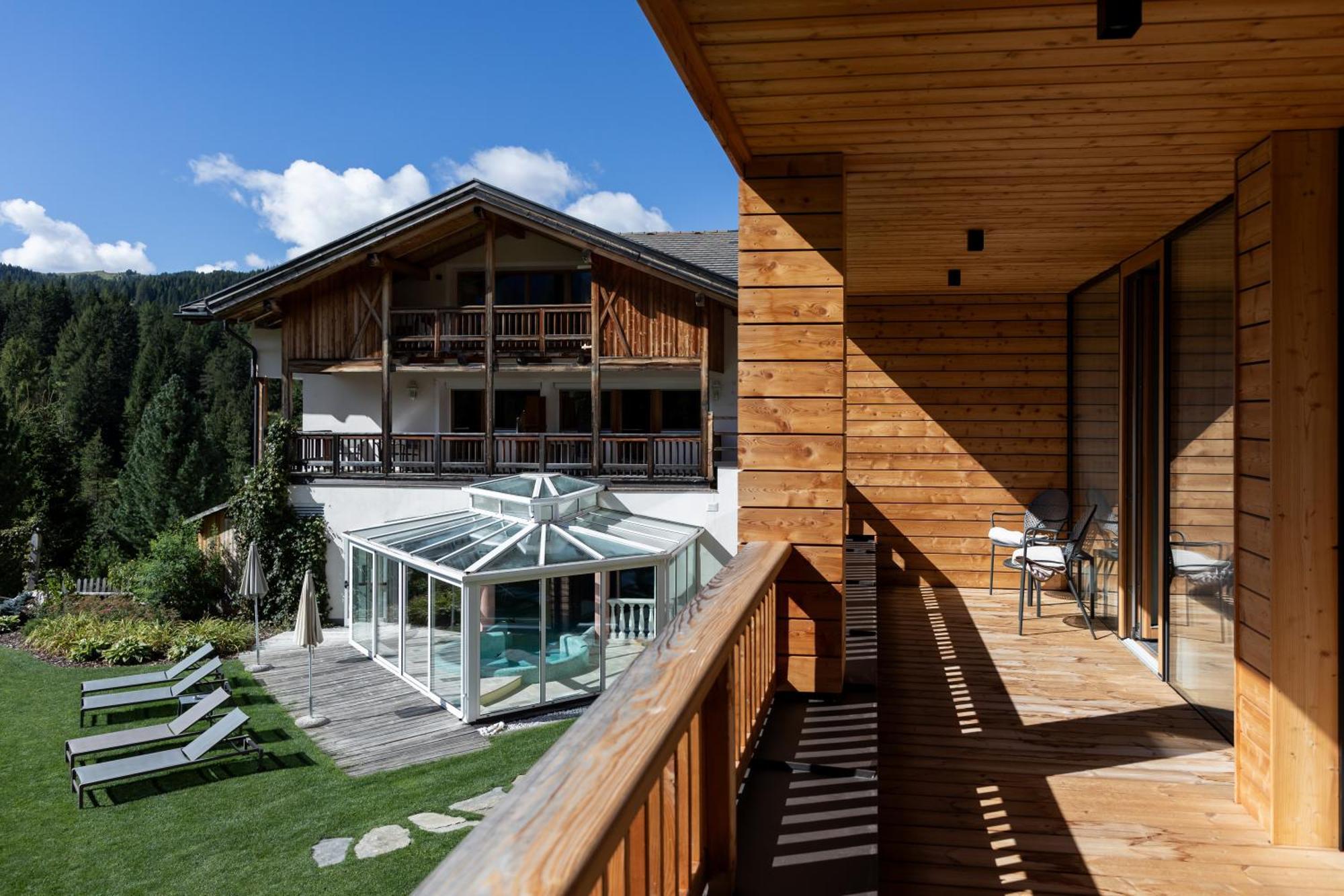Hotel Gran Paradiso Сан-Кассіано Екстер'єр фото